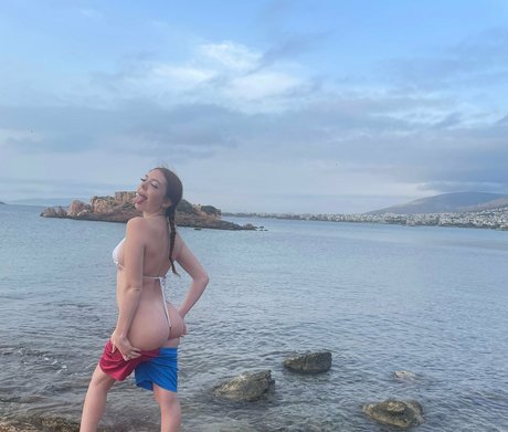 gingerfreckles onlyfans model