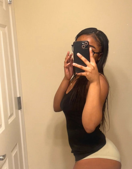 Kayyoniii onlyfans nudes