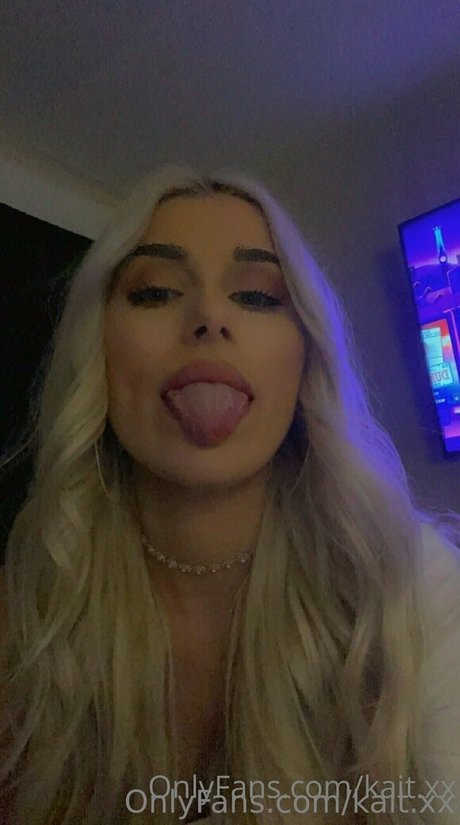 kait xx onlyfans naked porn