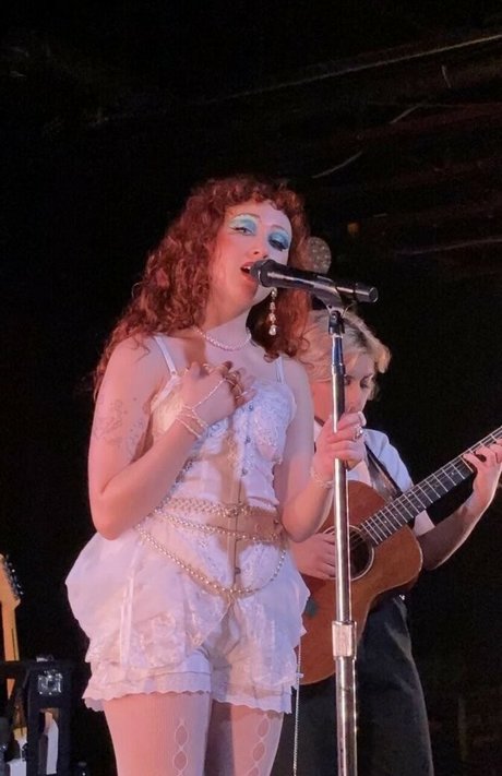 Chappell Roan onlyfans nudes leak