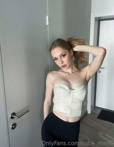 cutie kira onlyfans leak fuck