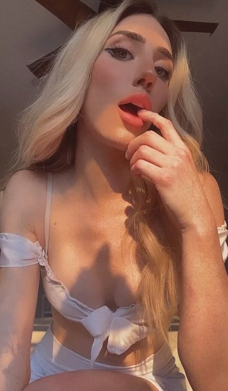 Skyler Grey onlyfans naked leaked