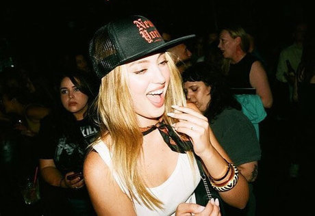 Bella Podaras onlyfans model