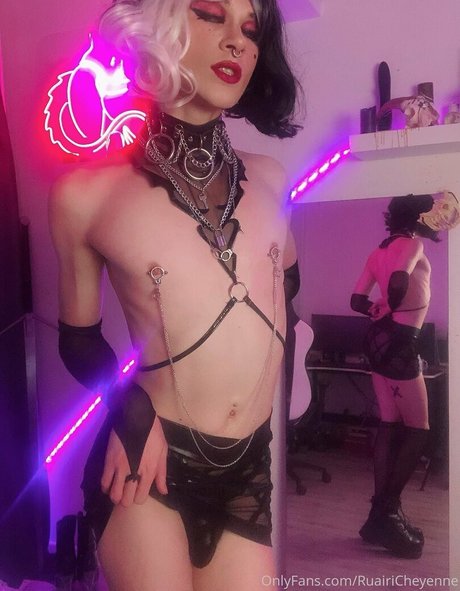 rucheyenne onlyfans boobs