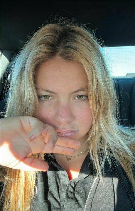 lilyhazexx onlyfans leaked porn