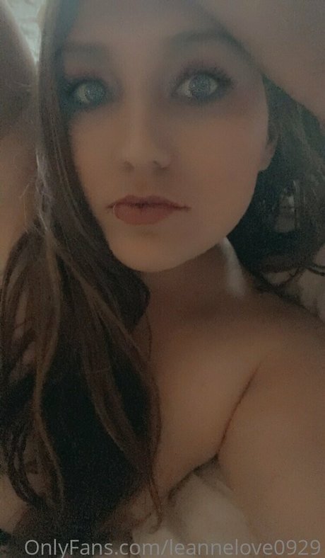 leannelove1992 onlyfans pics nude