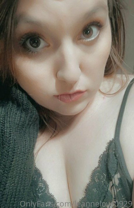 leannelove1992 onlyfans leaks