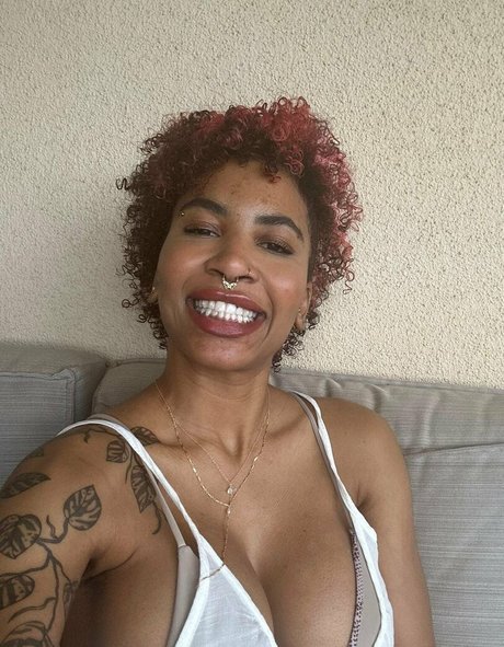 Demi Sutra onlyfans leaked