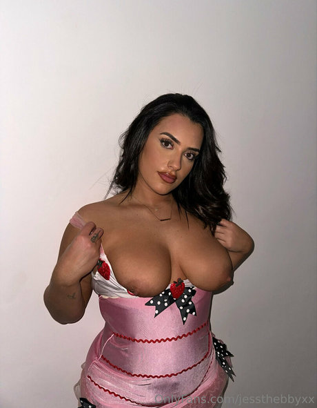Jessthebby on onlyfans