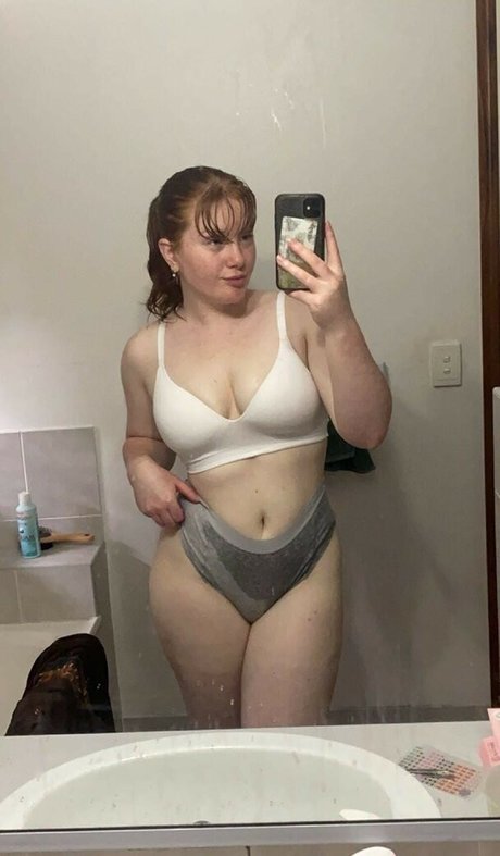 Quinnxx02 onlyfans post