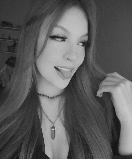 Lori Souza nude onlyfans leak