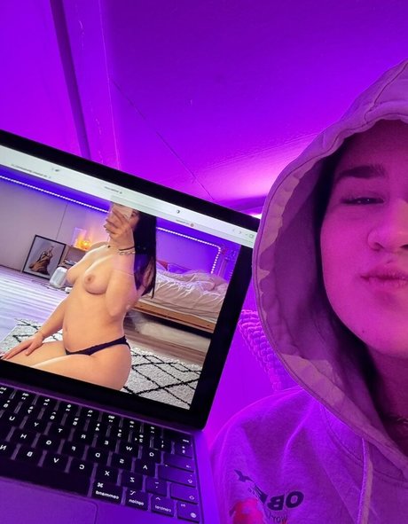 bellaahh42 onlyfans nide