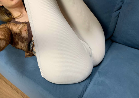 PolinaPoltina onlyfans leak ass