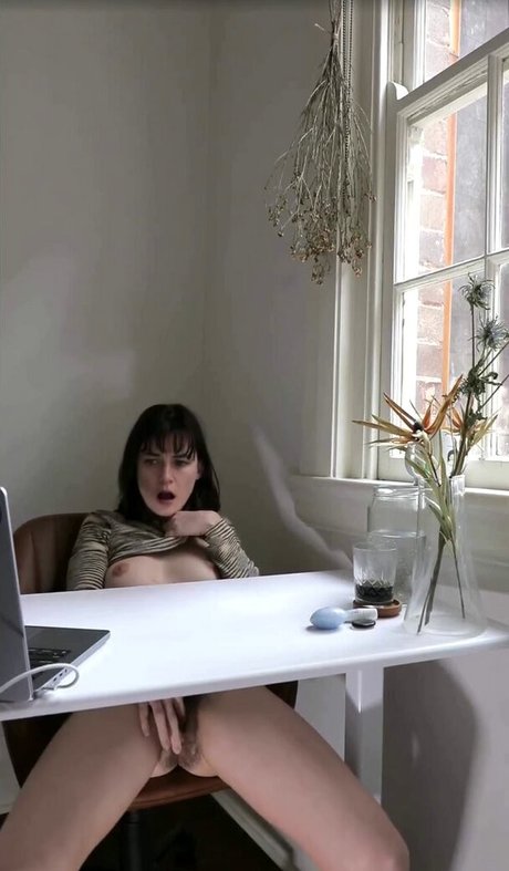 mia tv nude onlyfans leaked