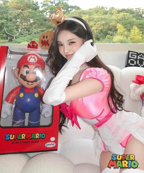 Lovelynnboo onlyfans leaked pics