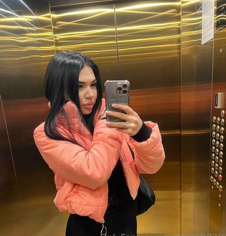 jessie g1 onlyfans naked