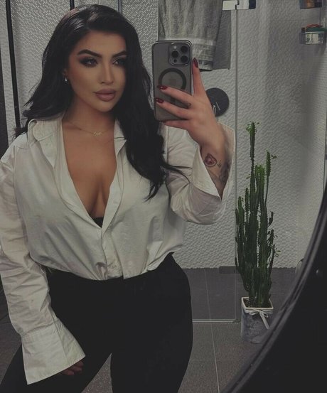 nattiinatt95 nude onlyfans