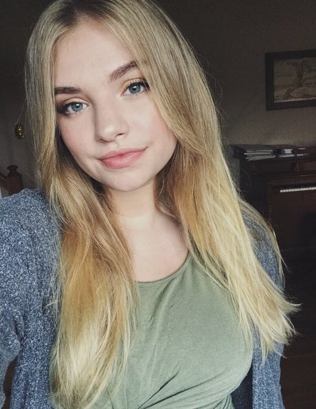 Ruth Choate onlyfans leaks naked