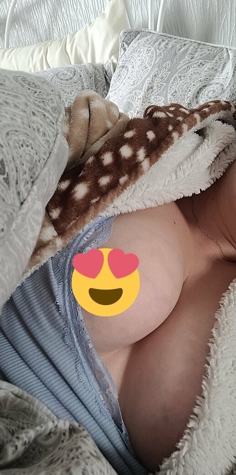 FlirtyDaniellaX sex onlyfans