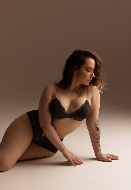 Nay Rodrigues leaked nude onlyfans