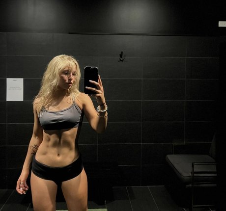 Chelsea Pearce onlyfans nude