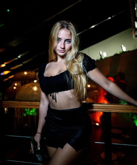 Julie Remoissenet leaked only fans nudes