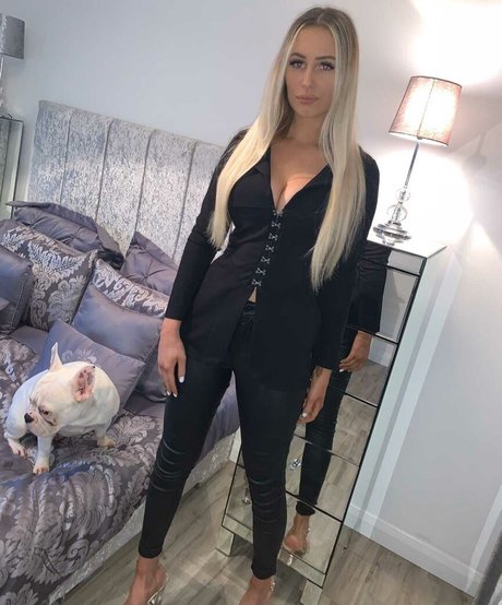 Faylee Oxenham onlyfans exposed