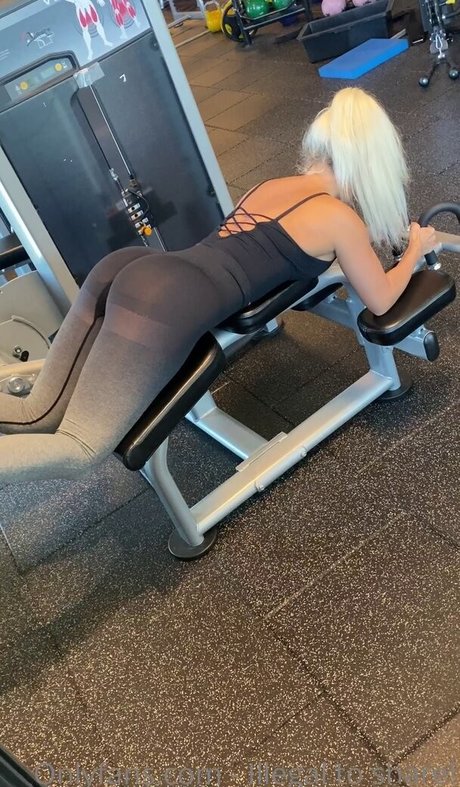 Cuurvybabe leaked onlyfans