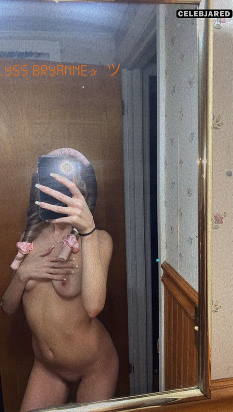 Alyssa Bryanne onlyfans leaks