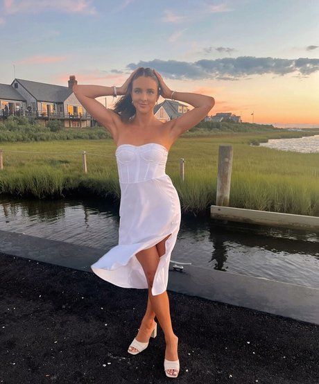 Allie Rosadino onlyfans porn