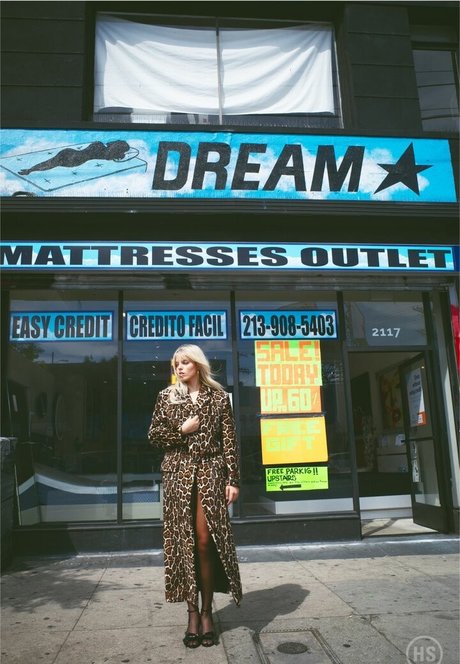 Renee Rapp onlyfans nudes leak