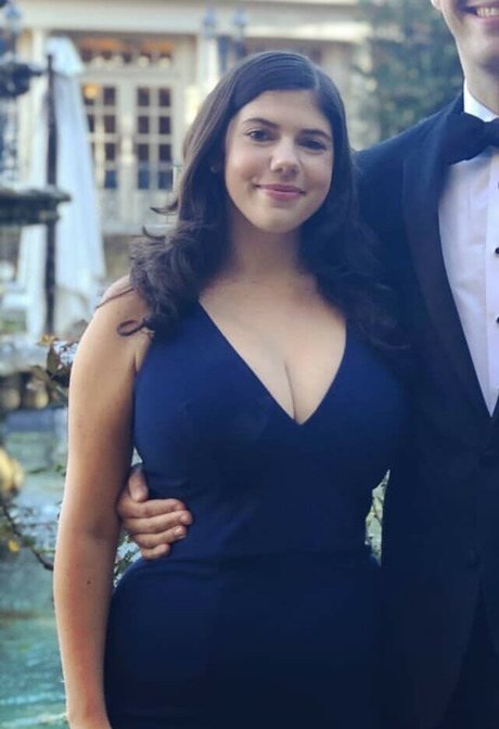 Emily Helen Barry onlyfans nudes leaks