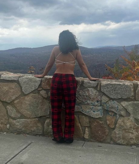 Holly Hennessy onlyfans nudes leaked