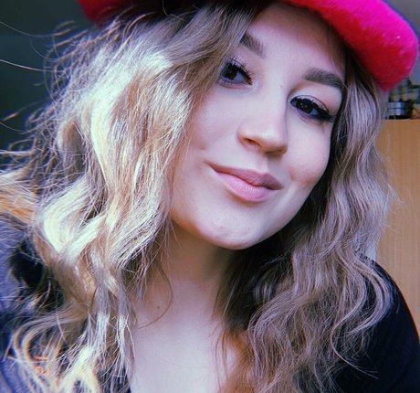 Ashley Boedeker onlyfans topless