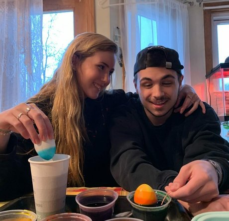 Lindsay Farland leaked onlyfans pictures