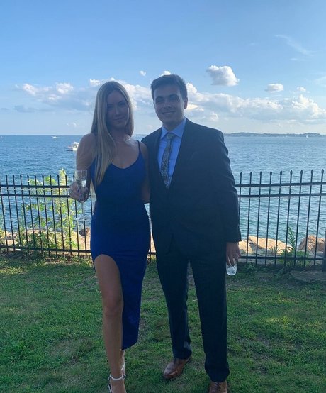 Lindsay Farland naked onlyfans