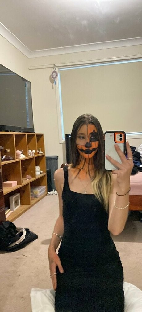 hayleysyourtoyxx onlyfans naked