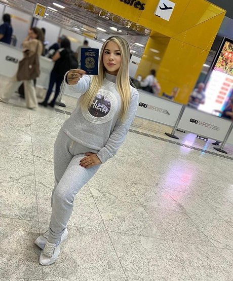 Rafaela Nakamura naked leaked onlyfans