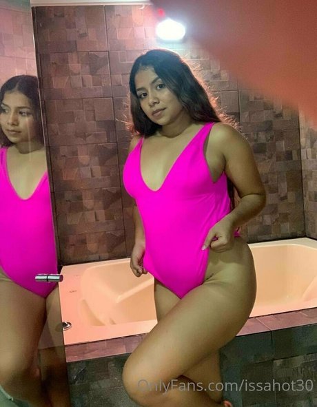 issahott31 free onlyfans porn
