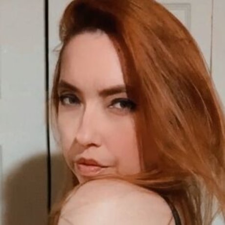 Sp00kyghoul onlyfans leaked.