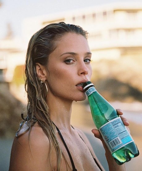 Allie Leggett onlyfans porn leak