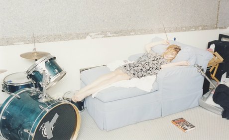 Imogen Poots Profile pic