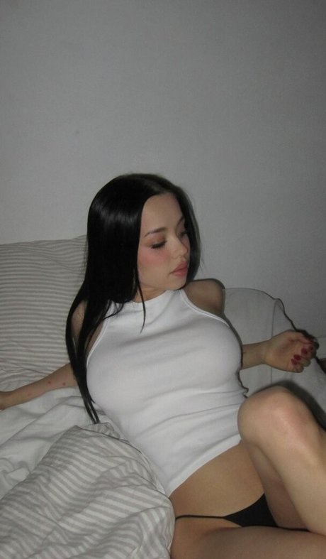 lyna com leaked onlyfans