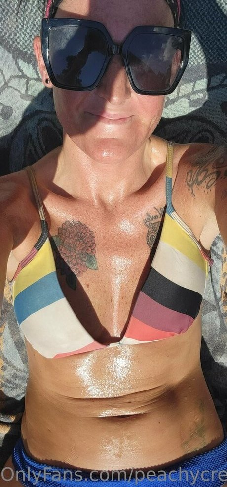 peachycream2017 only fans nude