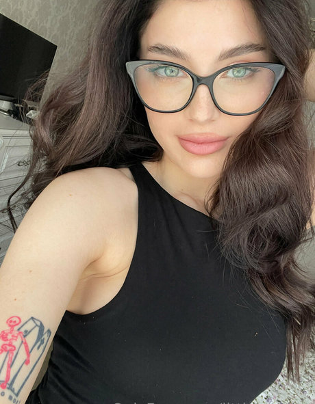 little mollyy xxx only fans