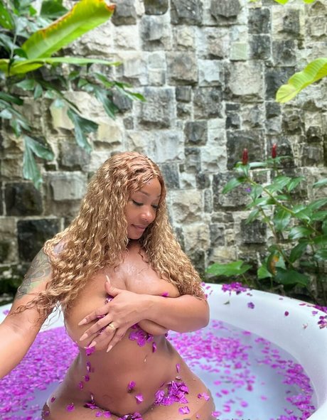 eatmahkandyfree leaked onlyfans sex tape