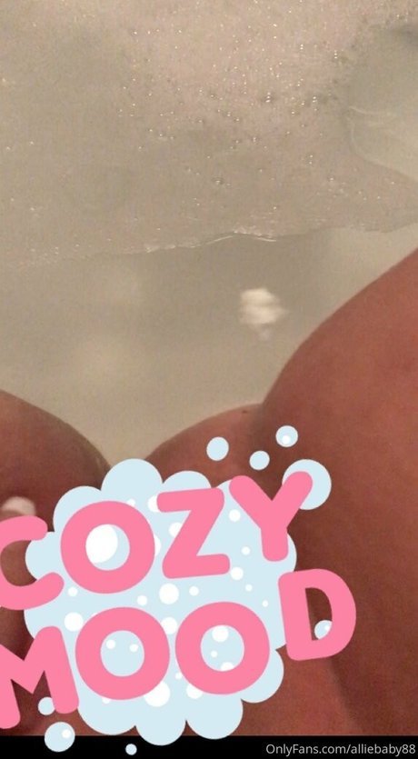 allie babe88free strip onlyfans