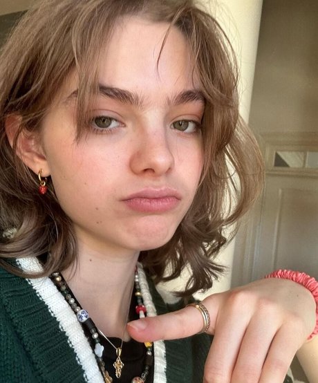 Isabel Myers onlyfans leak