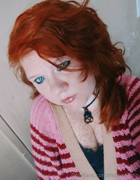 rhiannonmz onlyfans tits