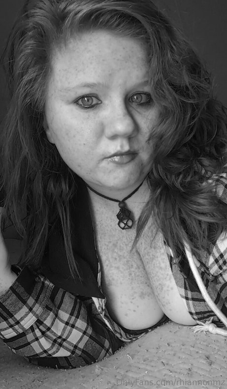 rhiannonmz naked only fans